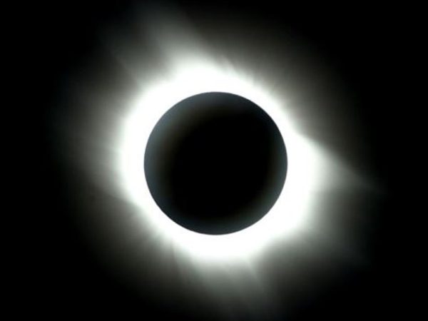 Eclipse solar total (Foto: CEM TURKEL / AFP)