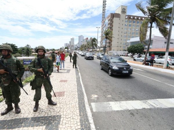 Militares foram chamados para ajudar na segurança das ruas em outras oportunidades no governo Robinson Faria (Foto: Elias Medeiros)