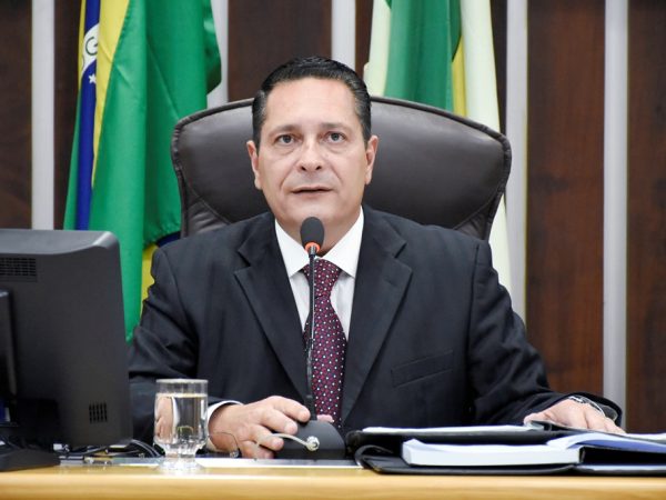 Deputado e presidente da Assembleia Legislativa Ezequiel Ferreira — Foto: Eduardo Maia