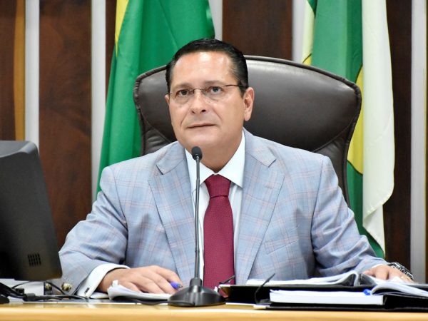 Presidente da Assembleia Legislativa, deputado Ezequiel Ferreira — Foto: João Gilberto