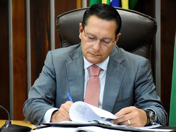 Deputado Ezequiel Ferreira (PSDB), presidente da Assembleia Legislativa do Estado — Foto: João Gilberto