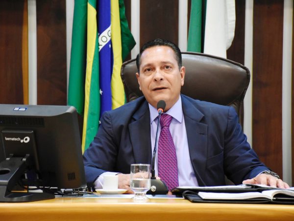 Presidente da Assembleia Legislativa Ezequiel Ferreira de Souza (PSDB) (Foto: Eduardo Maia)