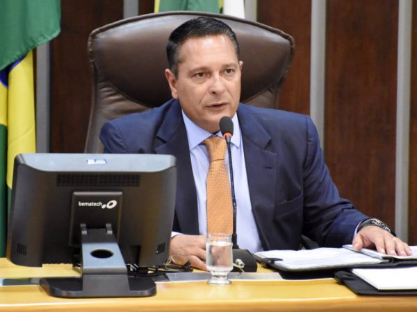 Presidente da Assembleia Legislativa, Ezequiel Ferreira de Souza (PSDB) (Foto: Eduardo Maia)