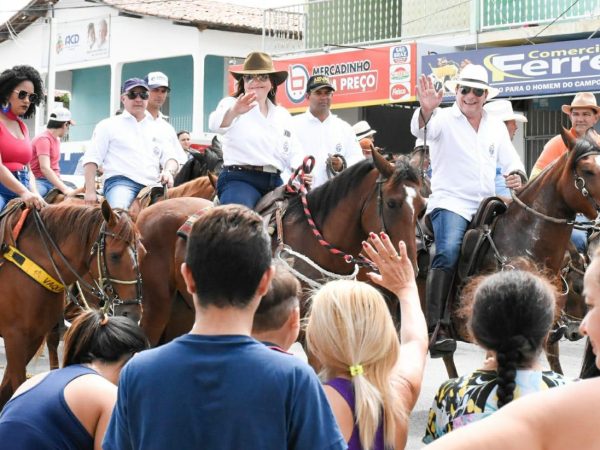 “Tradicionalmente a Cavalgada une a fé e a renovação da crença em dias melhores”, disse Ezequiel — Foto: Divulgação