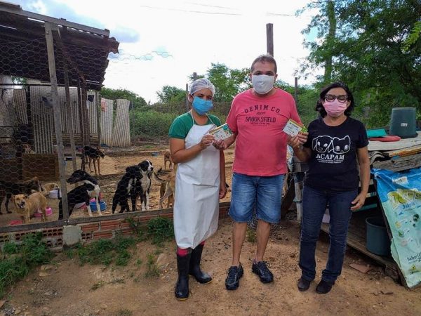 Para Paulo Roque não podemos deixar os animais morrer sem os cuidados necessários — Foto: Divulgação