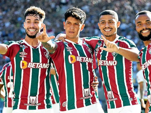 Empurrado por mais de 46 mil torcedores, o Tricolor foi envolvente do início ao fim do jogo. — Foto: Marcelo Gonçalves/Fluminense