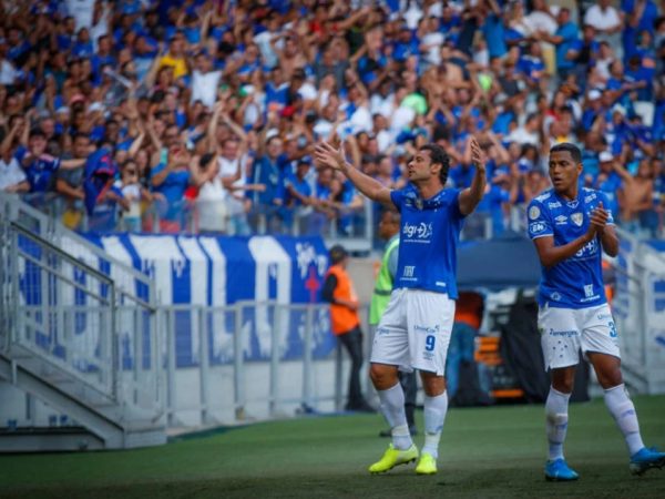 O Cruzeiro chegou aos 14 pontos ganhos e figura na 16ª colocação — Foto: Foto: Vinnicius Silva/CEC