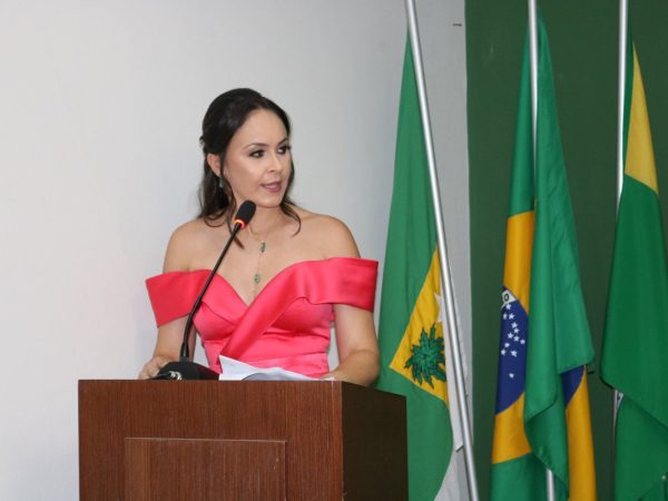 Fátima Silva (PT), prefeita municipal de Ouro Branco, RN — Foto: © Reprodução