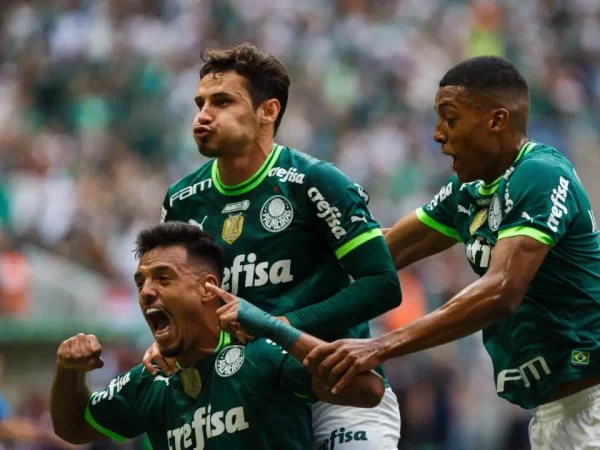 Gabriel Menino comemora gol marcado contra o Água Santa na final do Paulistão 2023. — Foto: Ronny Santos/Folhapress