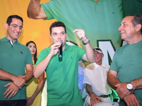 A solenidade foi marcada pela filiação do pré-candidato a prefeito, Rafael Targino. — Foto: Divulgação