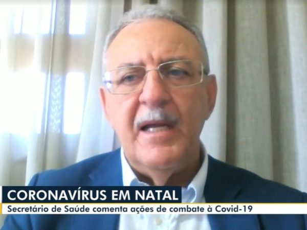 Informação foi dada pelo prefeito Álvaro Dias em coletiva de imprensa nesta segunda (15). — Foto: Reprodução/Inter TV Cabugi