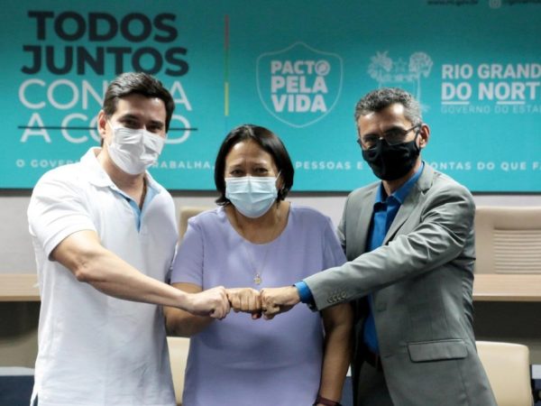 George Soares, Fátima Bezerra e Francisco Medeiros fizeram anúncio nesta quarta-feira (3) — Foto: Divulgação