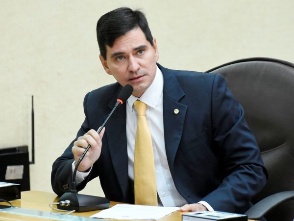 Na avaliação do parlamentar, Mandetta tem sido eficiente na luta pelo combate do Coronavírus no Brasil e no RN — Foto: Eduardo Maia