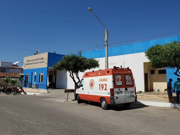 Mulher jogou fezes em médico dentro do Hospital Municipal de Areia Branca — Foto: Prefeitura de Areia Branca/Divulgação