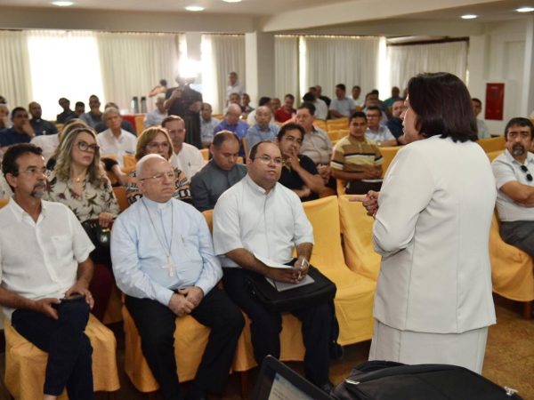 Fátima conclamou os líderes religiosos a continuarem também os esforços na luta pela segurança hídrica (Foto: Divulgação)
