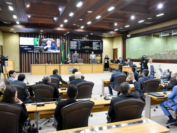 A informação foi confirmada pelo presidente da Assembleia, deputado Ezequiel Ferreira — Foto: Assessoria de Comunicação
