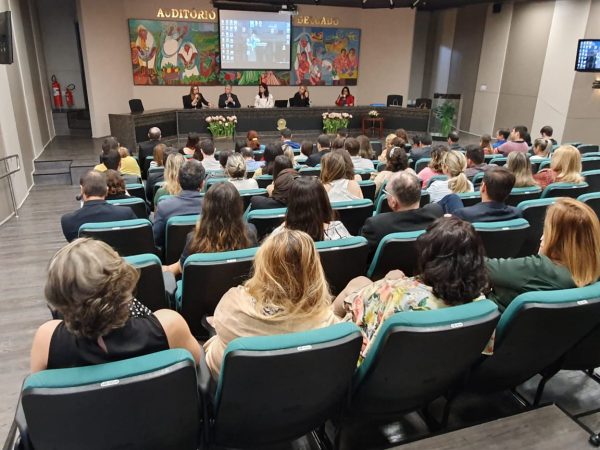 O evento abordou o tema tendo a Ação Civil Pública movida pelo CREMERN contra o Governo do Estado — Foto: Divulgação