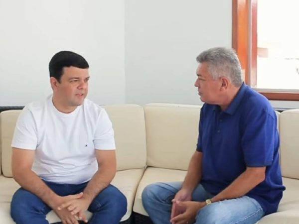 Pré-candidato a prefeito Dr. Tiago Almeida e o pré-candidato a vice-prefeito Humberto Gondim — Foto: Reprodução