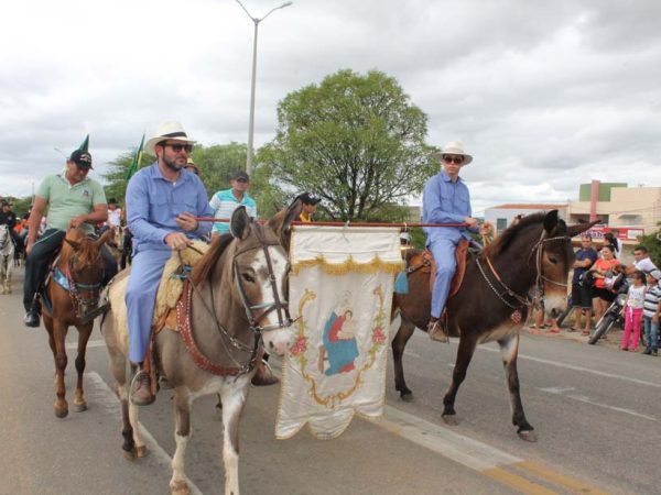 A novidade desse ano foi o apoio logístico da prefeitura, que disponibilizou tendas e água após a cavalgada - Divulgação