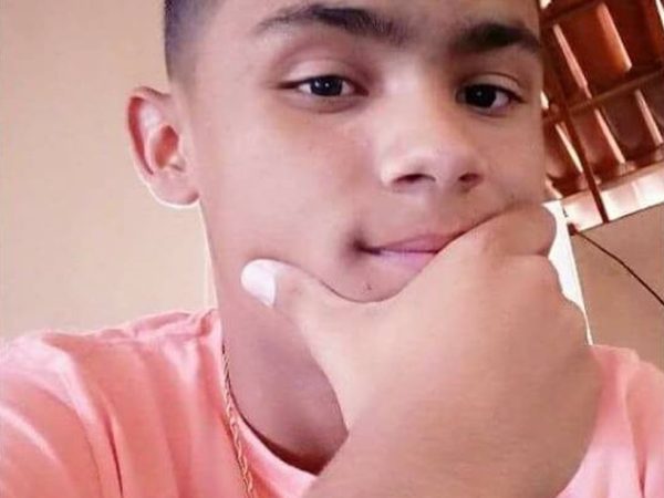 O potiguar José Edcarlos Horácio, de 16 anos, morreu no acidente em Minas Gerais envolvendo sete veículos (Foto: Facebook/Reprodução)