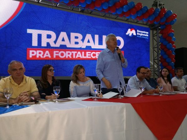 Presidente estadual do PR e pré-candidato a deputado federal, João Maia, durante encontro do PR em Caicó (Foto: Josimário Nunes)
