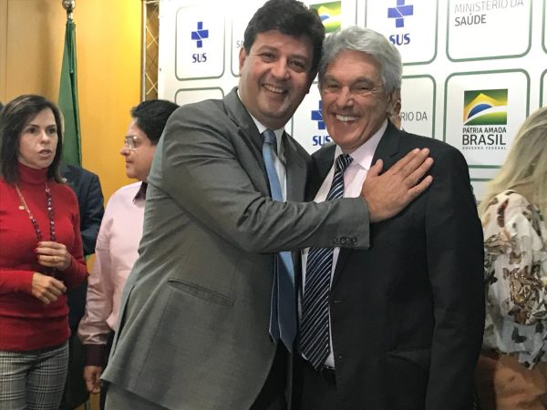 Ministro da Saúde, Luiz Henrique Mandetta e o deputado federal João Maia — Foto: Divulgação/Assessoria