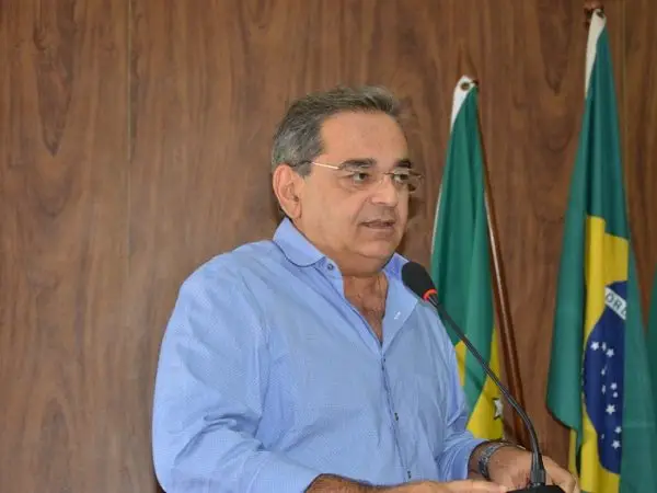 O vice-prefeito de Natal declarou que continua firme com seu grupo político do PMDB - Foto: Divulgação/Assessoria