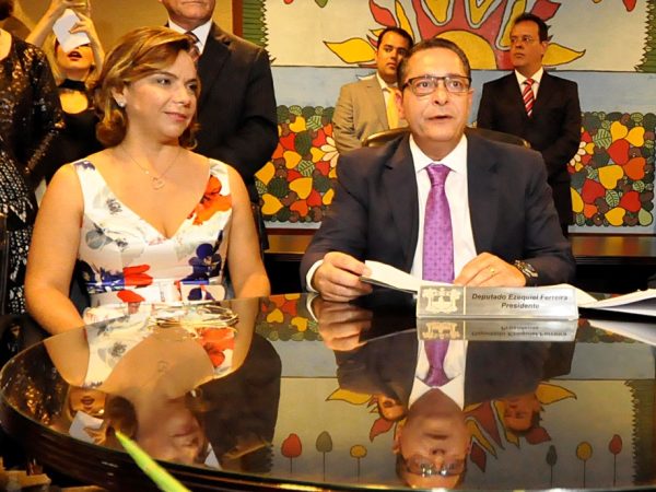 Larissa Rosado conta com a simpatia da alta cúpula tucana no Estado e o respaldo nacional. — Foto: Eduardo Maia / Arquivo
