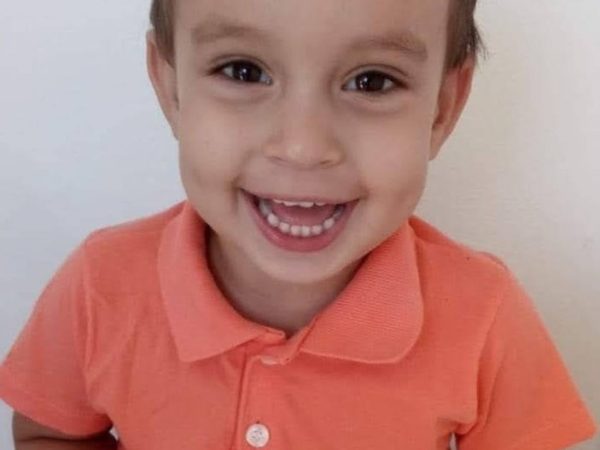 De acordo com os pais do pequeno Levi Daniel, de 3 anos, as causas da morte não foram esclarecidas — Foto: Cedida