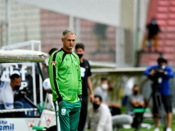 O técnico estava sem clube desde a demissão no América, em maio. — Foto: Mourão Panda/América