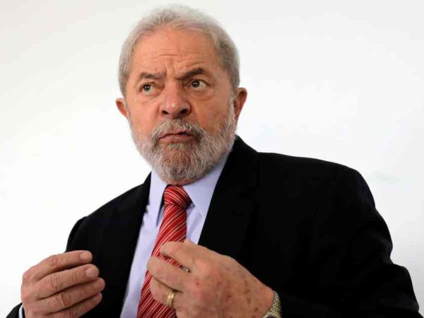 Lula está preso na carceragem da Polícia Federal (PF) em Curitiba desde 7 de abril do ano passado — Foto: © Reuters / Paulo Whitaker