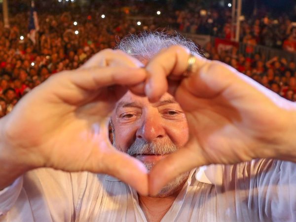 Mais de 460 mil pessoas já assinaram manifesto que pede a indicação do ex-presidente Luiz Inácio Lula da Silva — Foto: © Divulgação / Instituto Lula