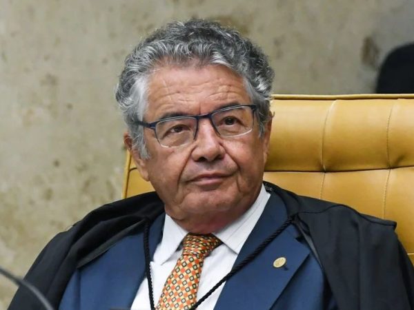 Para o ex-ministro do STF, as ações encaminhadas à Corte pedindo a anulação do decreto de Bolsonaro devem ser extintas. — Foto: Carlos Moura/SCO/STF