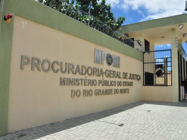 MPRN, através do procurador-geral de Justiça, denunciou o prefeito de Ielmo Marinho, Cássio Cavalcante de Castro