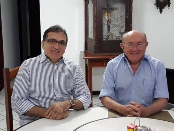 Ex-vereador Paulo Roque ao lado deputado estadual Vivaldo Costa (PSD) – Foto: Divulgação