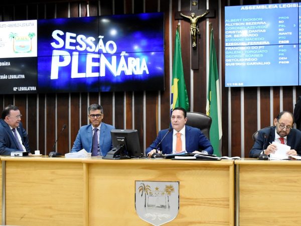 Vencimentos básicos pertencentes ao Magistério Público Estadual ficam reajustados na proporção de 4,17% — Foto: João Gilberto