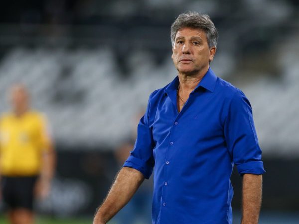 Treinador do Grêmio precisou corrigir uma arritmia cardíaca — Foto: Grêmio FBPA/Lucas Uebel