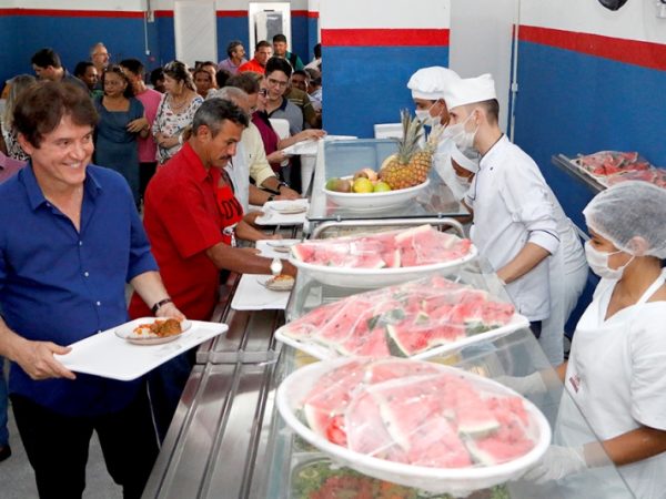 O Governo do RN oferece hoje 20 mil refeições por dia em vários municípios do Estado.