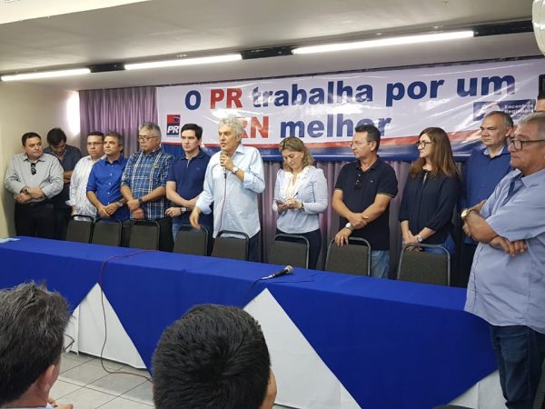 O presidente estadual do PR João Maia foi o responsável por anunciar a decisão do partido (Foto: Divulgação)
