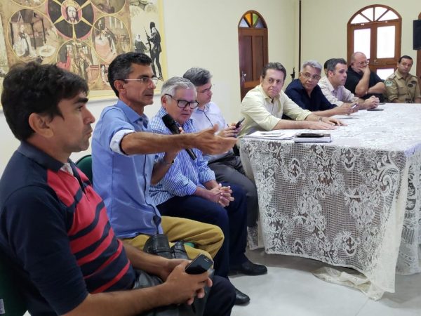 A reunião contou com a participação de várias autoridades no tema — Foto: Divulgação