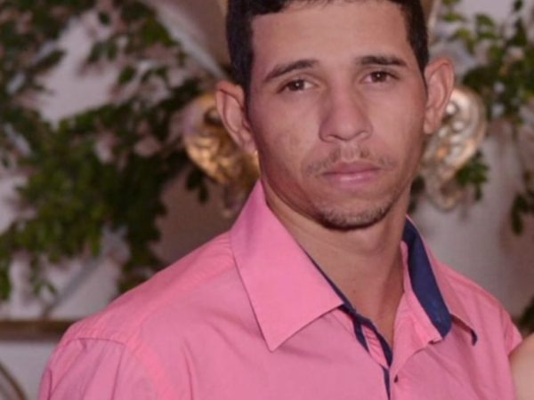 Rodolfo dos Santos tinha 23 anos e teve traumatismo craniano com impacto da explosão — Foto: Cedida