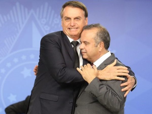 Bolsonaro e Rogério Marinho. — Foto: Reprodução
