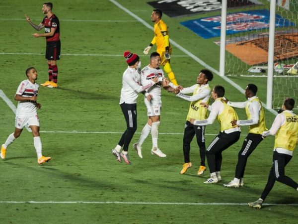 E o Tricolor atravessa em grande momento. São oito triunfos consecutivos na temporada — Foto: Maurício Rummens/Fotoarena/Imago Images