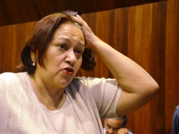 Senadora Fátima Bezerra (PT) foi alvo da insatisfação do empresário Gustavo Negreiros (José Aldenir / Agora Imagens)