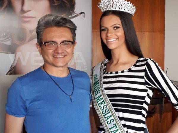 Profissional seridoense Abiss Fontes e a Miss Messias Targino Mariana Dantas — Foto: Divulgação