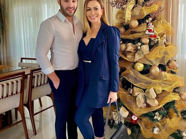 Cantora de 46 anos de idade confirmou casamento com Monilton Moura ao publicar Stories no Instagram. — Foto: Reprodução/Instagram