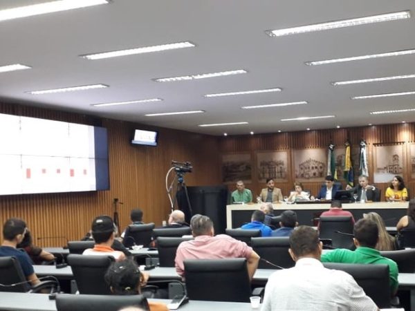 Reajuste tarifário do transporte coletivo de Natal foi debatido em audiência pública na Câmara Municipal — Foto: Klenyo Galvão/Inter TV Cabugi