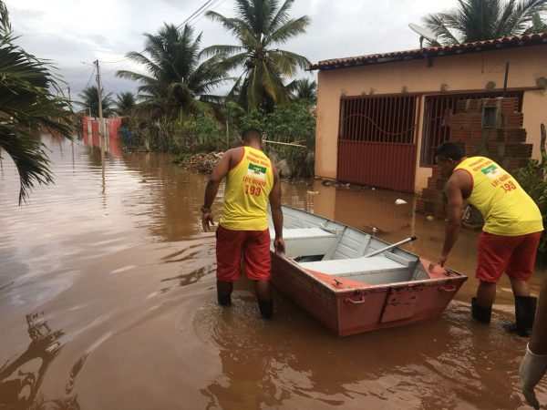 Objetivo, segundo o senador, é agilizar o envio de socorro para as vítimas das enchentes (Foto: Prefeitura Municipal de Touros)