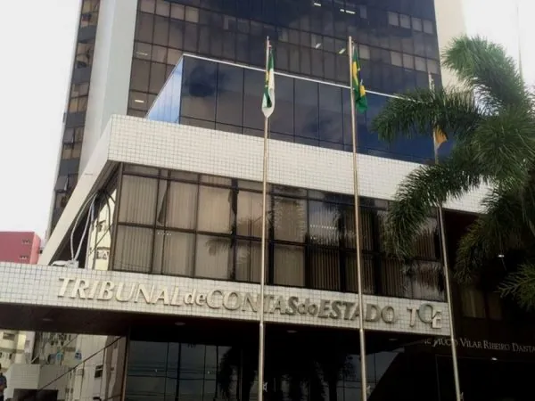 Sede do Tribunal de Contas do Estado do RN, na Zona Leste de Natal (Foto: Kléber Teixeira/ Inter TV Cabugi)