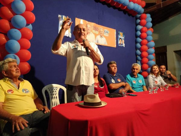 Vivaldo é um parlamentar presente em Cruzeta, sempre destinando emendas (Foto: Divulgação)